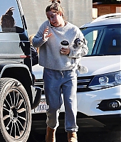 Ashley-Tisdale---Brings-her-dog-along-on-a-mid-day-coffee-run-in-Studio-City-08.jpg